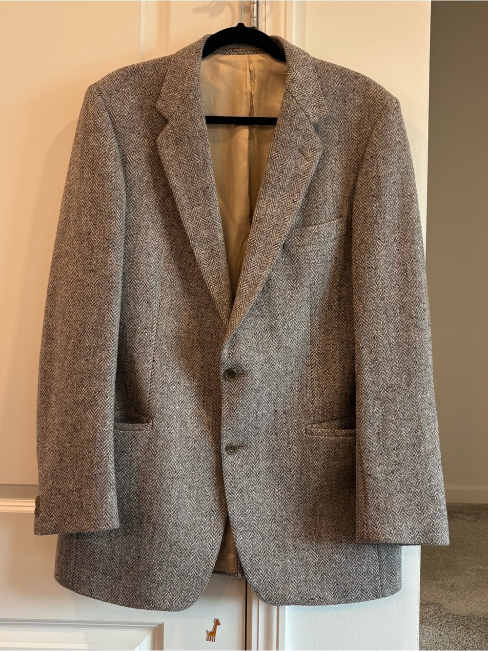 Vintage Magee Donegal Tweed Sport Herringbone Coat 42L Handwoven Ireland Wool